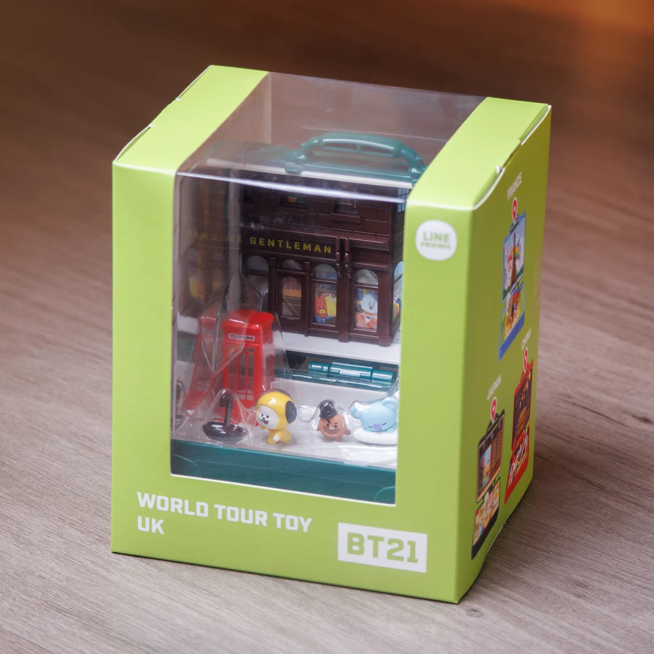 BT21 World Tour Miniature Scenes Suitcase 🌎