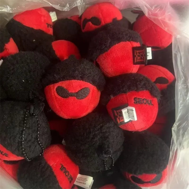 ‘HOPE ON THE STAGE ‘ Keychain Plushy